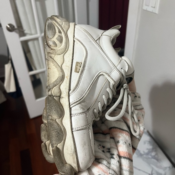 White Buffalo sneakers - Picture 6 of 8